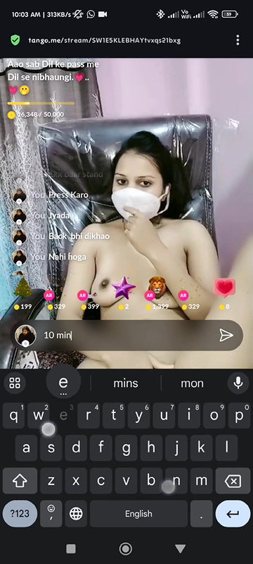 tango girl queesn nude show