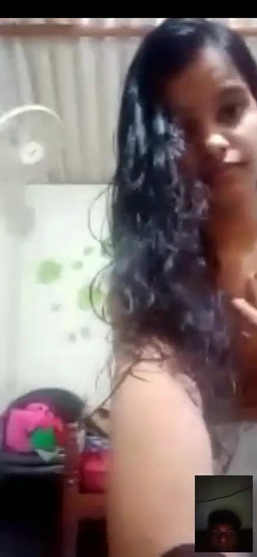 boob show