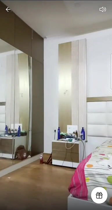 ndian Mallu milf actress influencer stripping nude