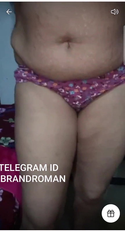 tango girl Rani 4U nude show