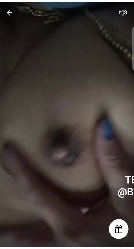 tango girl Rani 4U nude show