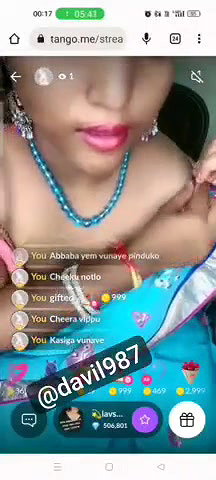 tango bhabhi lavs boob
