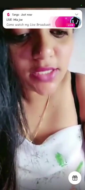 tango girl Anu asset show