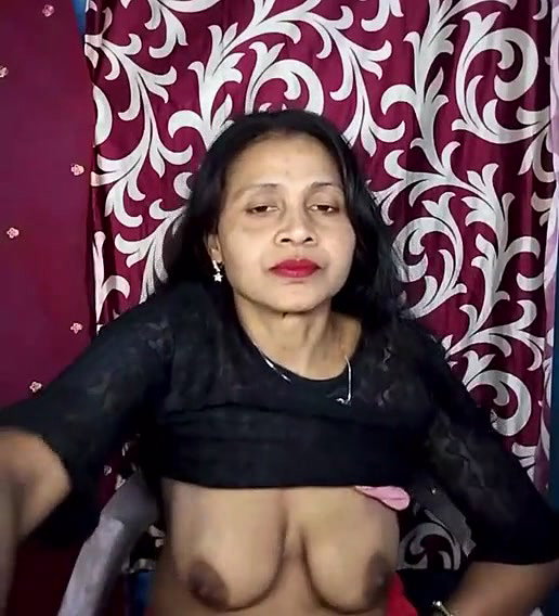 Village aunty boobs massage