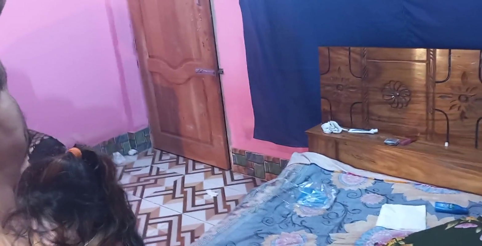 Straight guy shoves dick in friend tight pussy while he fucks babe threesome