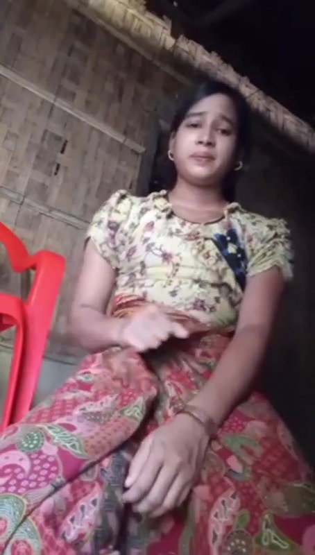 Village Girl Remove Clothes Showing Masturbating