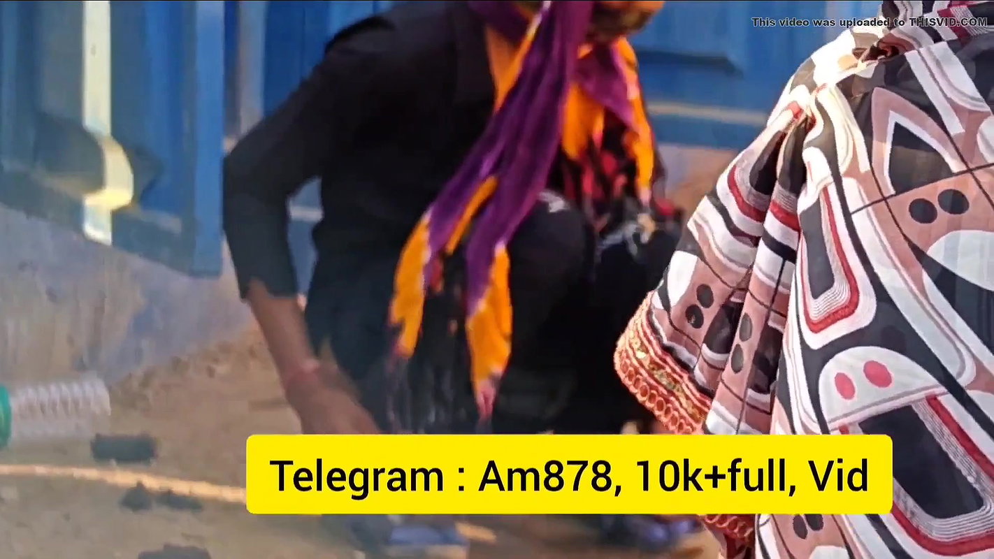 Outdoor Pissing Girl Vido