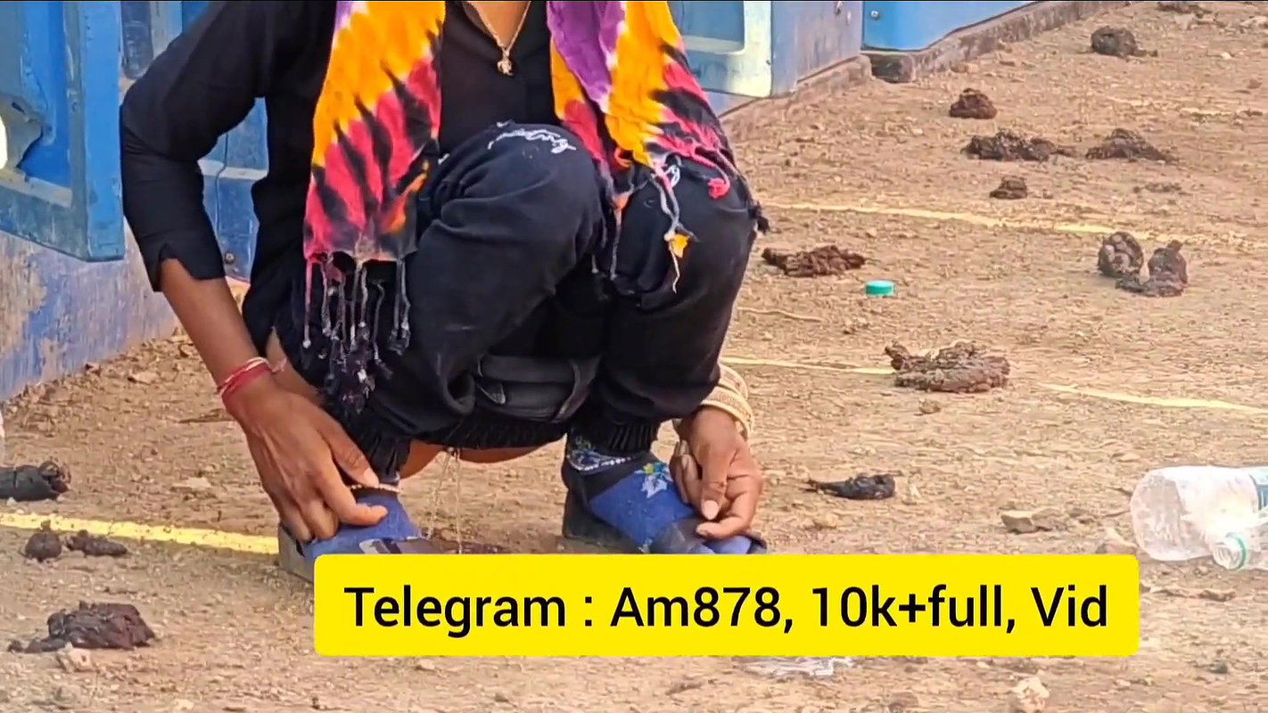 Outdoor Pissing Girl Vido