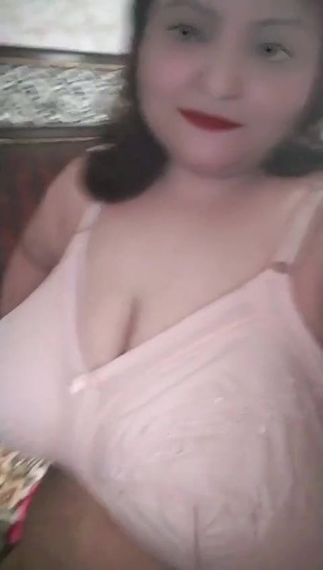 app filter selfie video aunty shows big boobs