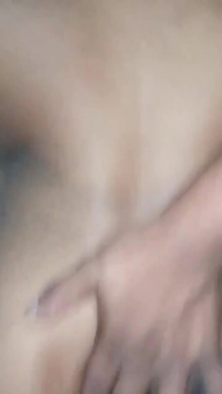 dusky Tamil sex slut viral sucking and fucking dick