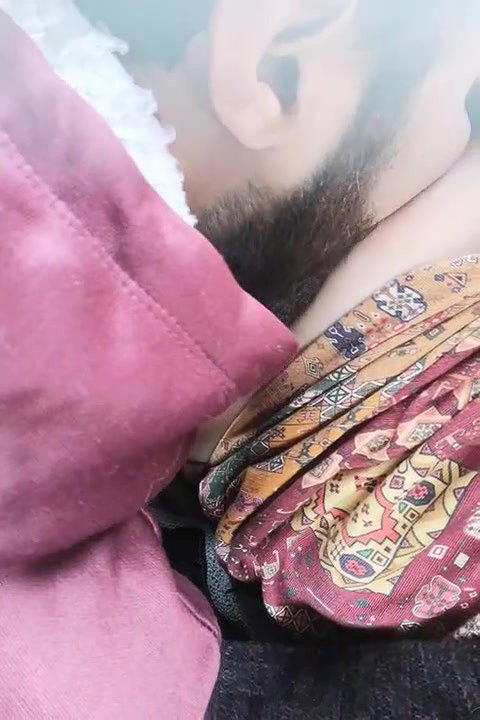 Paki sex lover sucking girlfriend boobs viral MMS