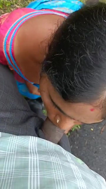 mature bhabhi outdoor sex and blowjob viral MMS