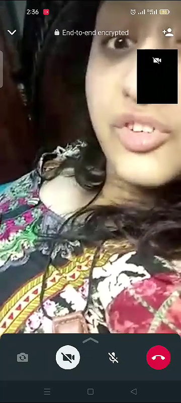 Pakistani girlfriend WhatsApp video call big boobs