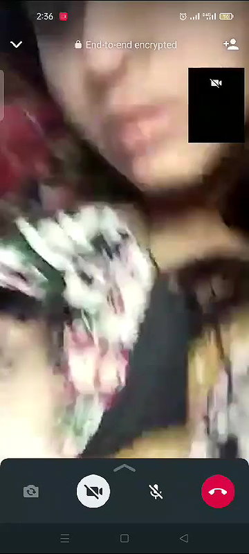 Pakistani girlfriend WhatsApp video call big boobs