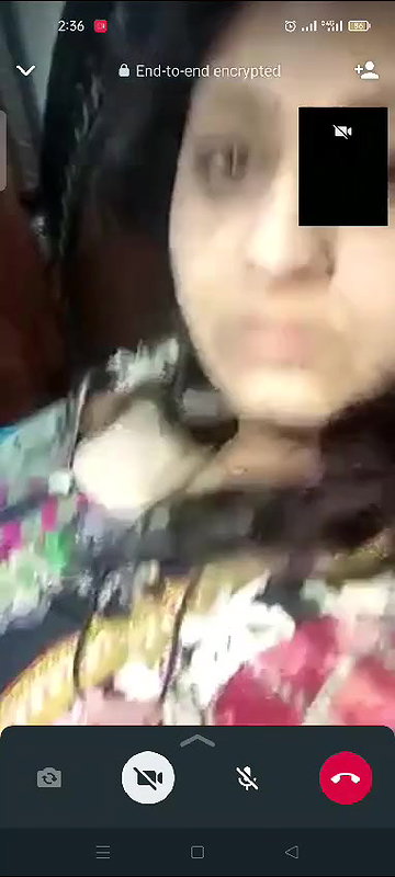Pakistani girlfriend WhatsApp video call big boobs