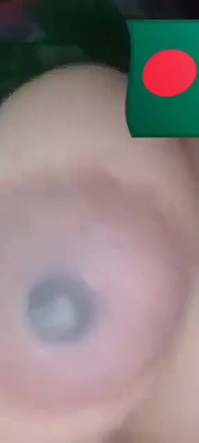 Bangladeshi boudi video call sex showing nude body