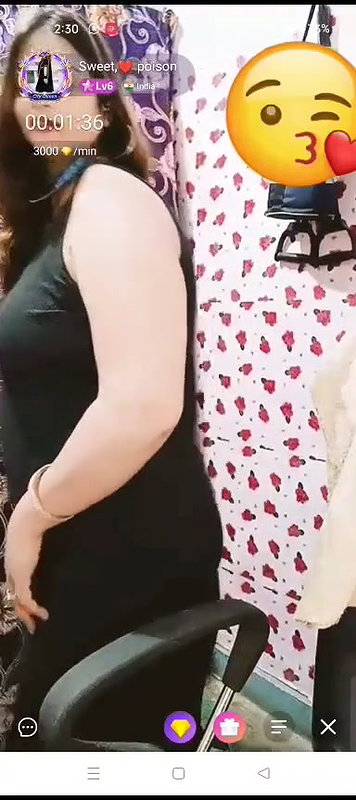 Tango MILF sweet poison big boobs showing with face