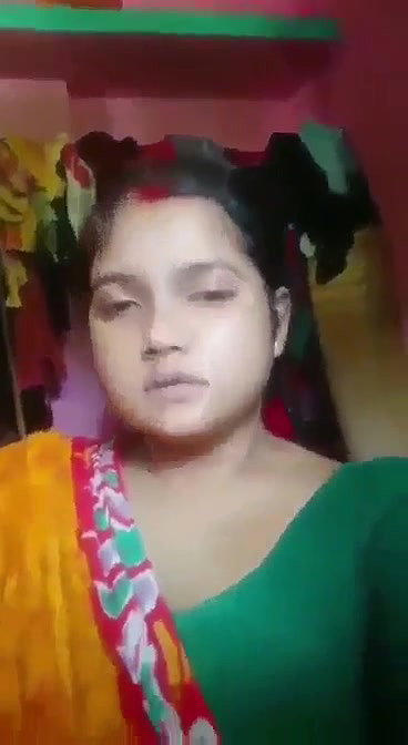 Very Horny Boudi Fingering