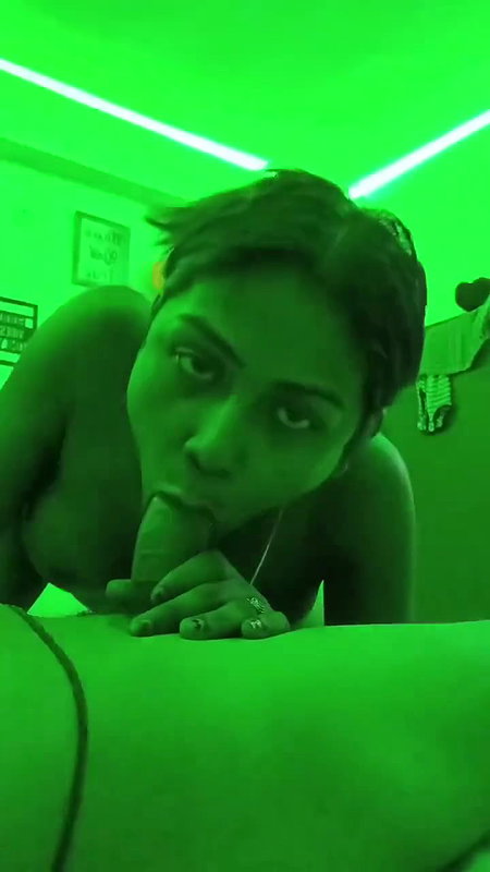 Indian girl boob press and viral blowjob session