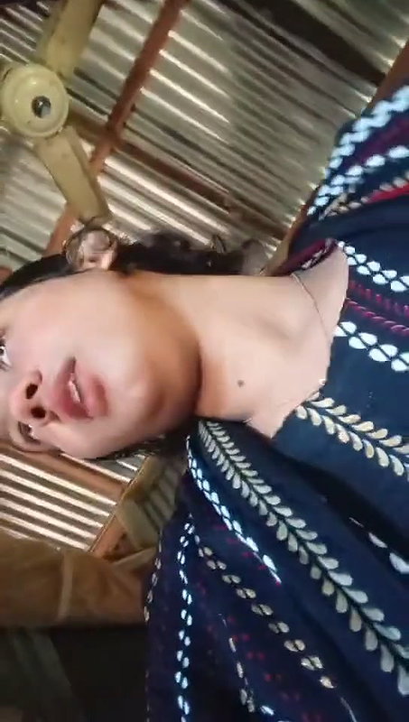 cute girl big boobs showing viral MMS latest