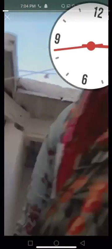 Desi lady showing boobs