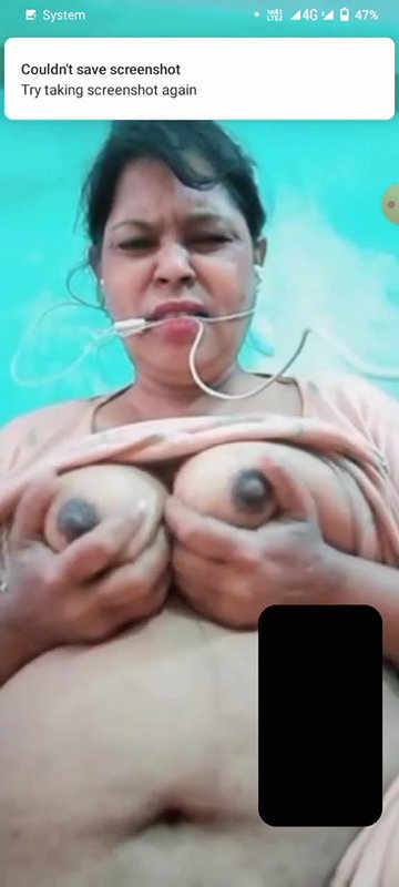 horny MILF aunty sex chat nude video call recorded