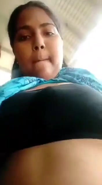 young bhabhi boobs show viral video making