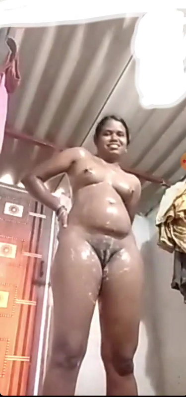 Tamil housewife nude bath viral sex affair video