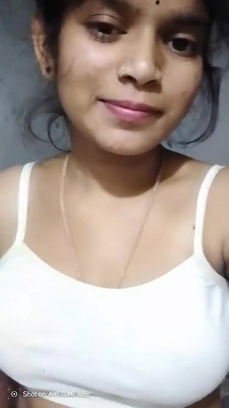 Northeast girl boobs show selfie viral video