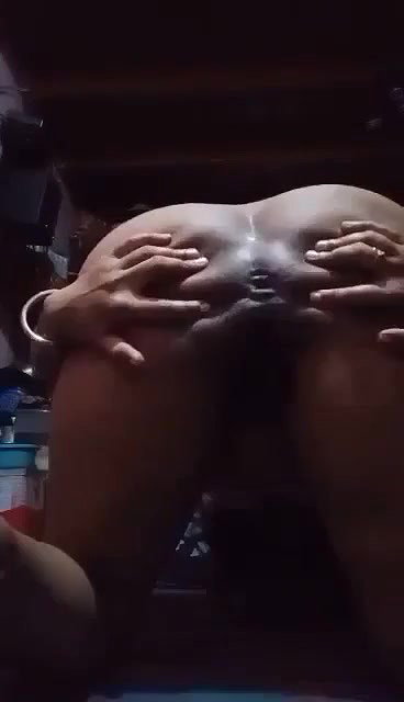 MILF desi anal showing with viral pussy show