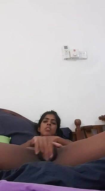 horny Tamil girl pussy Indian fingering nude show