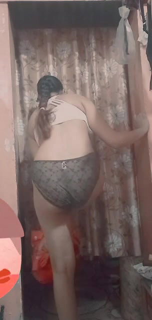 village girl striptease MMS xxx video leaked