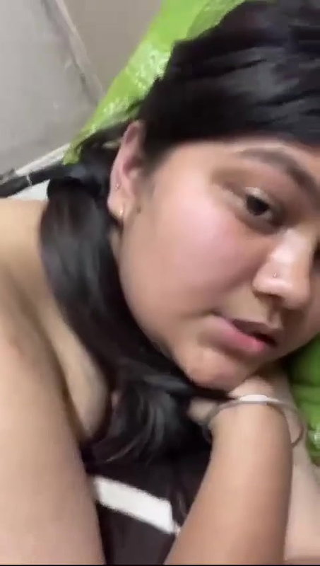 round boobs girlfriend viral boobs show MMS