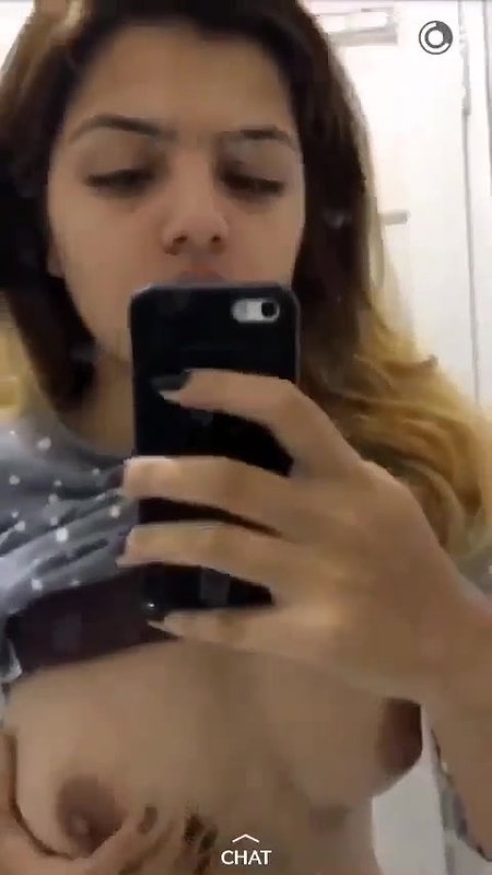 Indian beauty licking fingers and viral boobs show