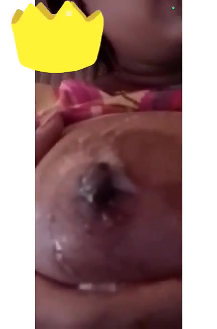 chubby girl huge boobs showing viral video call