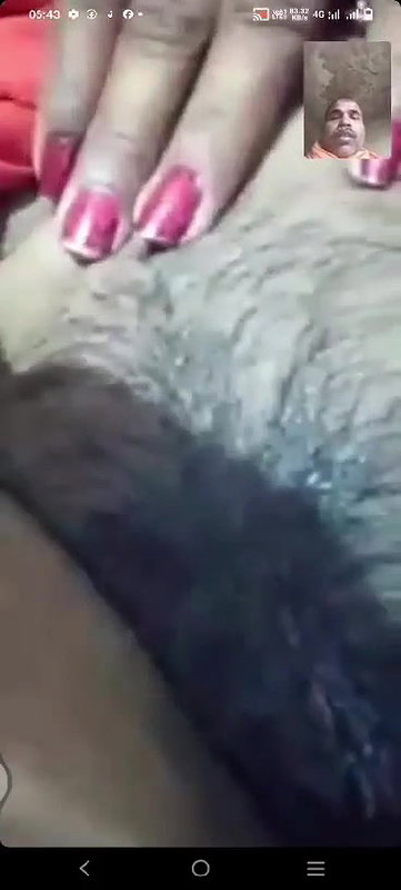 bhabhi opens blouse and shows boobs video call sex