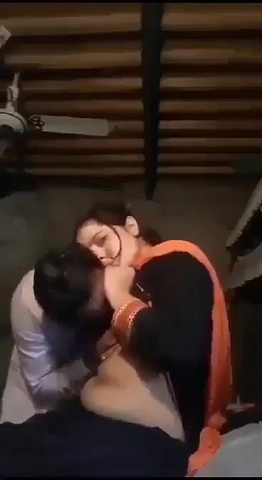 Pakistani bhabhi boob press and sucking sex affair