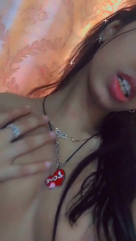 Indian cutie boobs show selfie viral MMS leaked
