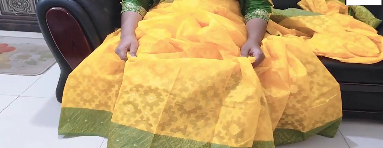 Sexy beautiful bhabhi showing her pussy