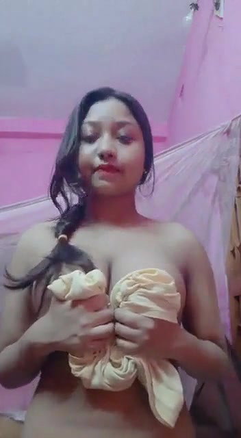 Sexy Alicia Paul