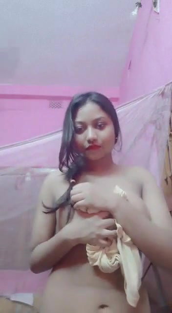 Sexy Alicia Paul