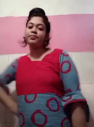 GF showing black pussy and boobs sex MMS