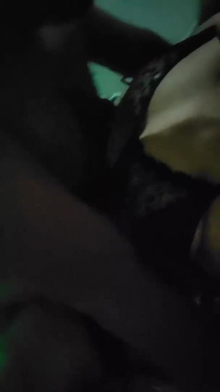 Tango bhabhi sex viral video with cleavage show