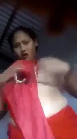 Assamese bhabhi stripping saree desi MMS leaked