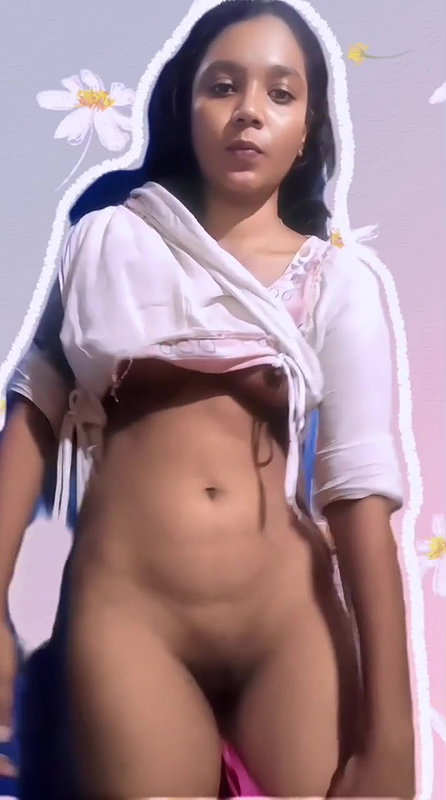 slim Bangladeshi sex girl naked show viral MMS