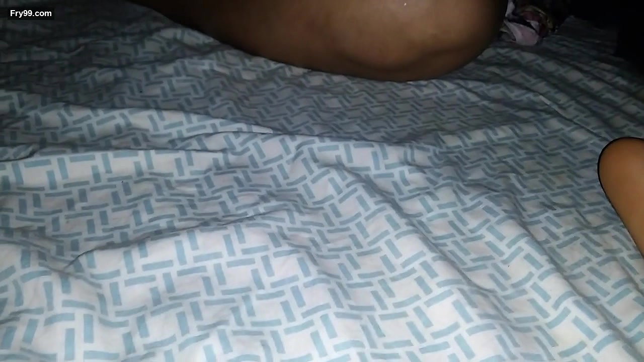 Mature Srilankan Pussy Show – Movies