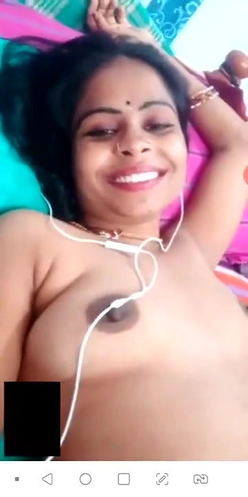 horny aunty video call boob show with a smile