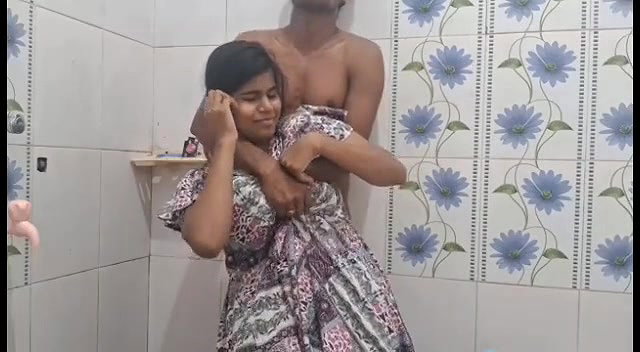 big boobs sister sucking in bathroom viral incest