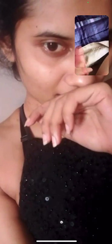 Srilankan tattooed girl boobs show viral live