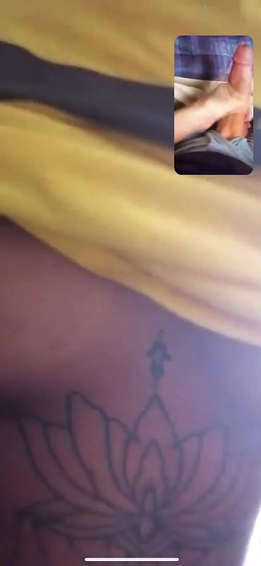 Srilankan tattooed girl boobs show viral live